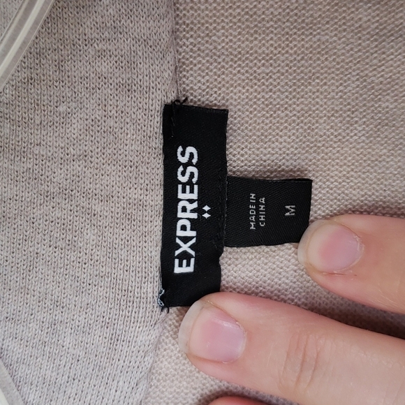 Express pleated shoulder cream gray women's size medium - Picture 5 of 7